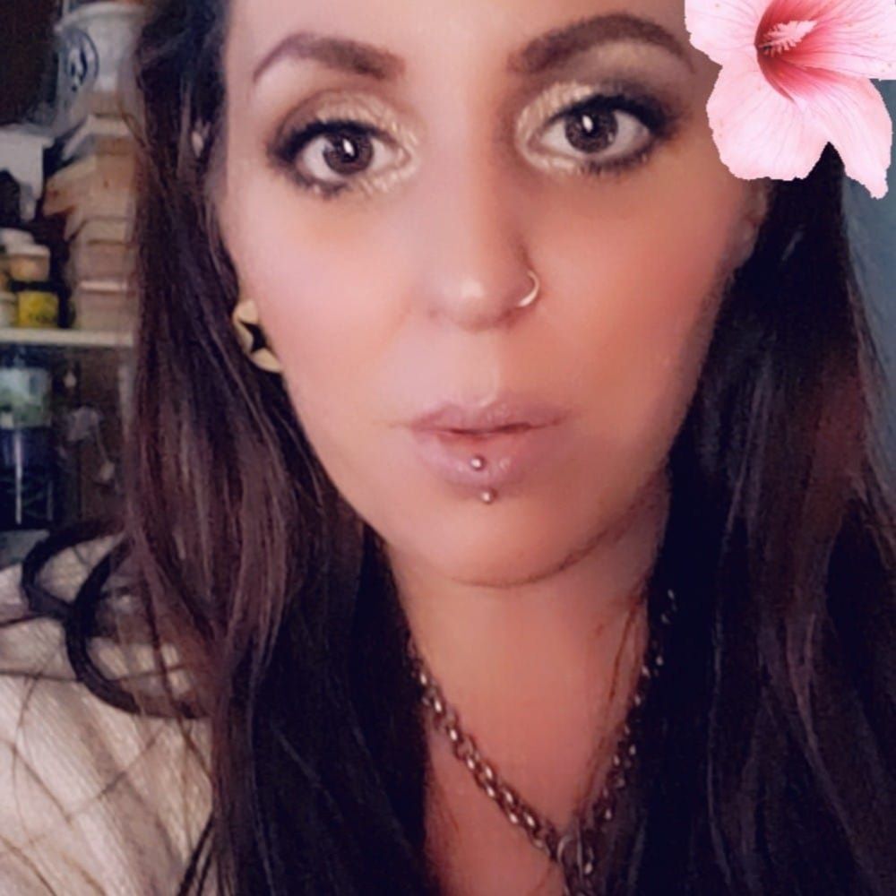 Meet your Posher, Talia